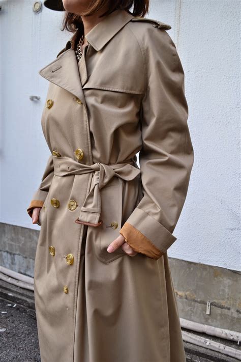 vintage burberry trench coat womens|burberry coat second hand.